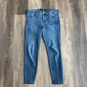 Liverpool Jeans.  Women’s size 10/30.  The skinny.